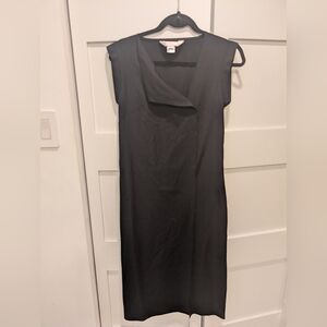 Elegant Black Sleeveless Dress